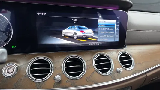 Mercedes-Benz E-Class W213 E300 4MATIC 2018 15