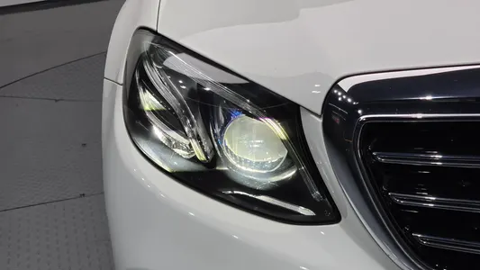 Mercedes-Benz E-Class W213 E300 4MATIC 2018 22