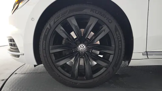 Volkswagen 아테온 2.0 TDI 2019 4