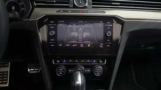 Volkswagen 아테온 2.0 TDI 2019 11