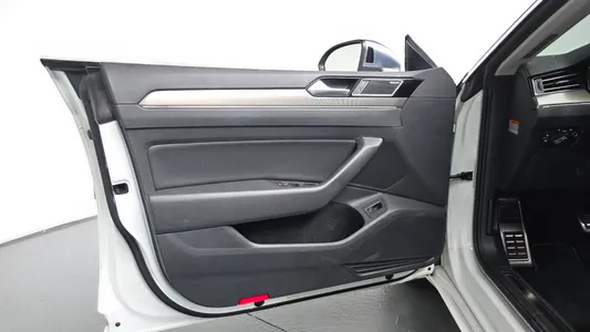 Volkswagen 아테온 2.0 TDI 2019 24