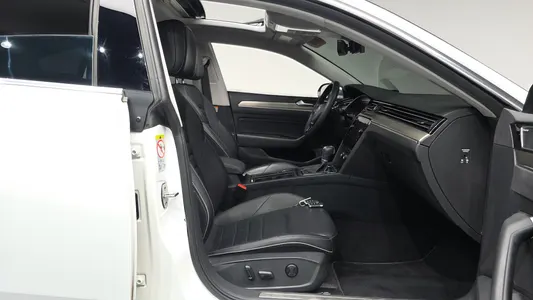 Volkswagen 아테온 2.0 TDI 2019 26
