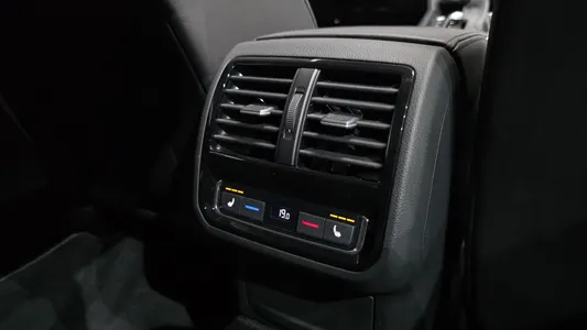 Volkswagen 아테온 2.0 TDI 2019 36
