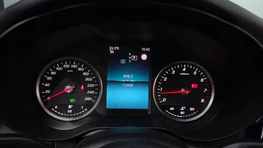 Mercedes-Benz C-Class W205 C200 2019 8