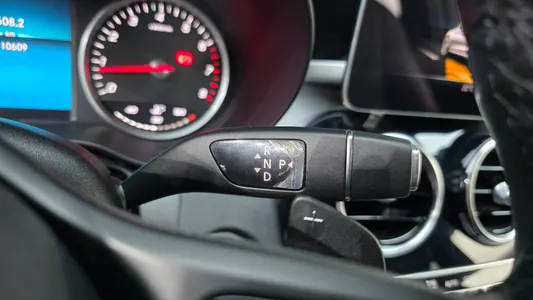 Mercedes-Benz C-Class W205 C200 2019 9
