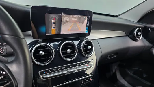 Mercedes-Benz C-Class W205 C200 2019 21