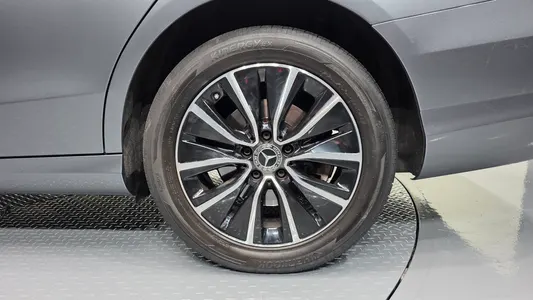 Mercedes-Benz C-Class W205 C200 2019 27