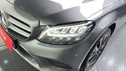Mercedes-Benz C-Class W205 C200 2019 28