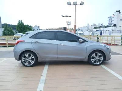 Hyundai i30() 1.6 VGT 2012 6