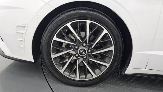 Hyundai (DN8) 2.0 2022 5