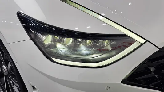 Hyundai (DN8) 2.0 2022 22