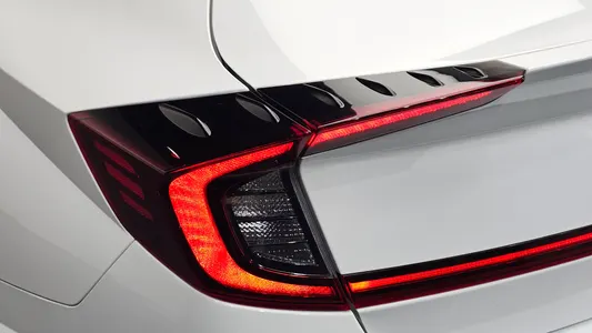 Hyundai (DN8) 2.0 2022 23