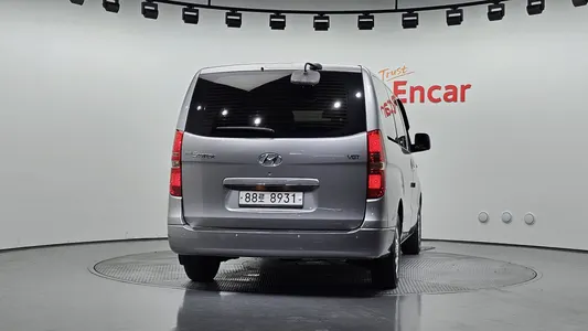 Hyundai Grand Starex 5 2015 4