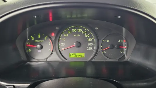 Hyundai Grand Starex 5 2015 8