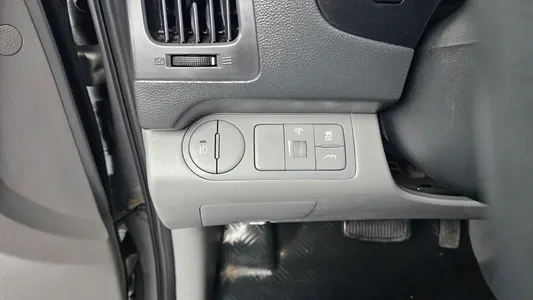 Hyundai Grand Starex 5 2015 18