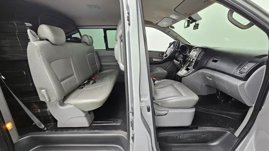 Hyundai Grand Starex 5 2015 26