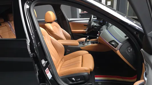 BMW 5 Series (G30) 520d M 2017 11