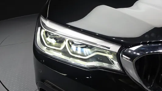 BMW 5 Series (G30) 520d M 2017 22