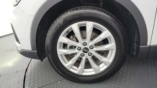 Audi Q3 (F3) 35 TDI 2023 5