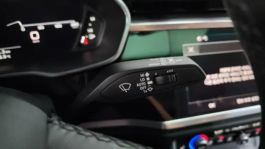 Audi Q3 (F3) 35 TDI 2023 27