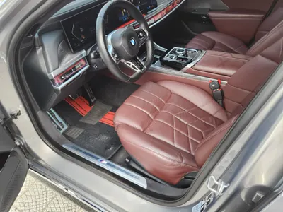 BMW 7 Series (G70) 740i sDrive M 2023 9