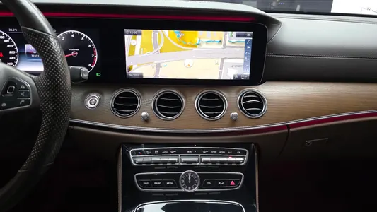 Mercedes-Benz E-Class W213 E300 4MATIC 2018 14