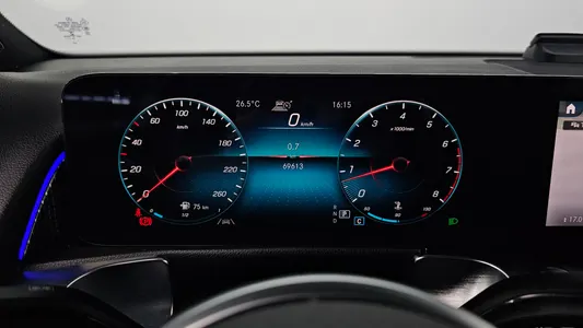 Mercedes-Benz GLB-Class X247 GLB220 2021 8