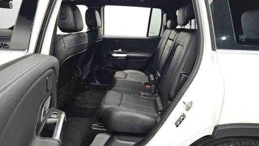 Mercedes-Benz GLB-Class X247 GLB220 2021 11