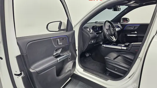 Mercedes-Benz GLB-Class X247 GLB220 2021 10