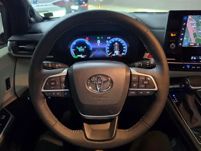 Toyota 4 2.5 2WD 2025 12