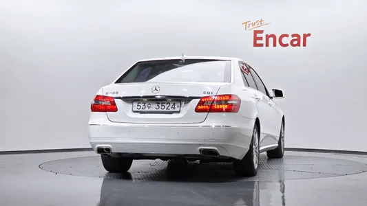 Mercedes-Benz E-Class W212 E220 CDI 2013 4