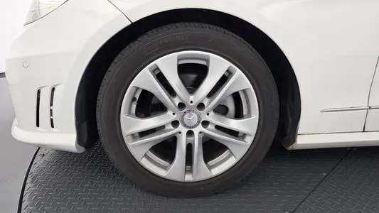 Mercedes-Benz E-Class W212 E220 CDI 2013 5