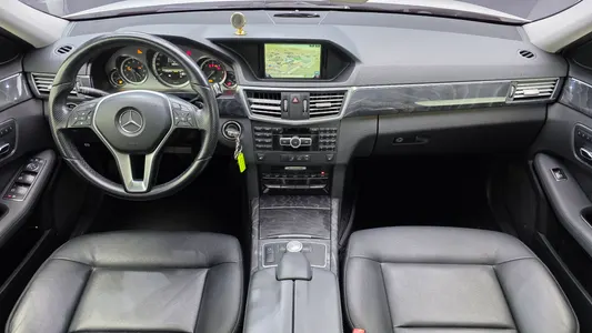 Mercedes-Benz E-Class W212 E220 CDI 2013 7