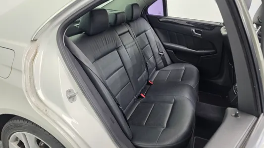 Mercedes-Benz E-Class W212 E220 CDI 2013 12