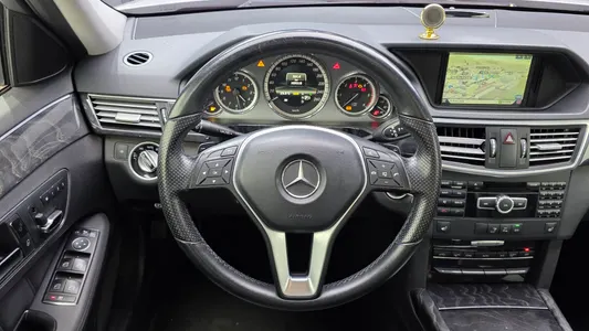 Mercedes-Benz E-Class W212 E220 CDI 2013 13
