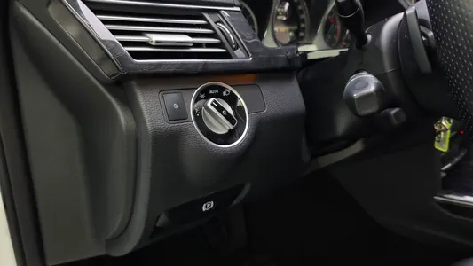 Mercedes-Benz E-Class W212 E220 CDI 2013 19