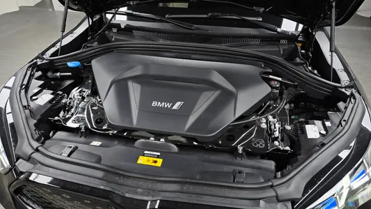 BMW iX2 (U10) eDrive 20 M 2024 5
