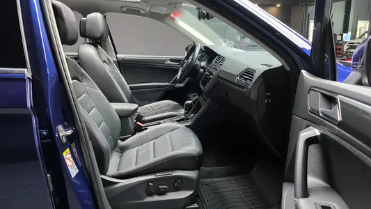 Volkswagen 2 2.0 TDI 2018 26