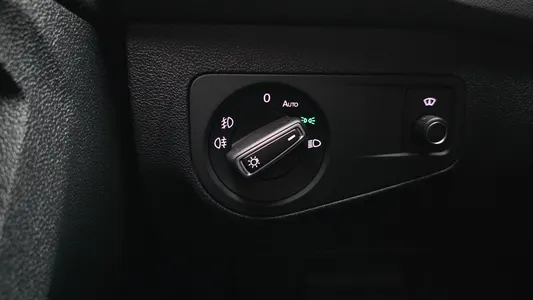 Volkswagen 2 2.0 TDI 2018 29