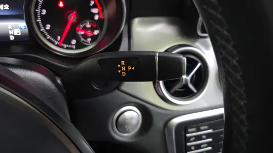 Mercedes-Benz GLA-Class X156 GLA220 2018 9