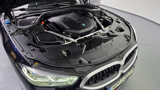 BMW 8 Series (G15) 840i xDrive M 2021 5