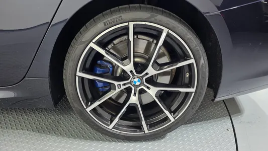 BMW 8 Series (G15) 840i xDrive M 2021 21