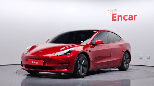 Tesla 3 AWD 2021