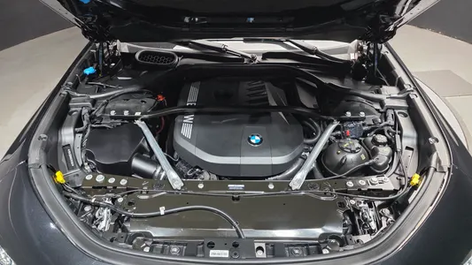 BMW 7 Series (G70) 740i xDrive M 2025 6