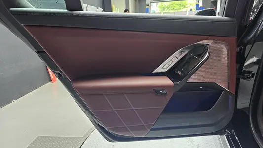BMW 7 Series (G70) 740i xDrive M 2025 25