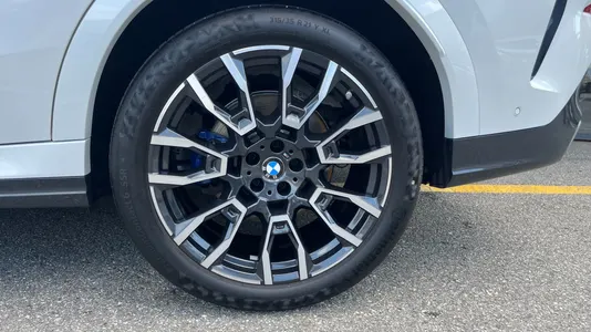 BMW X6 (G06) xDrive40i M 2024 5