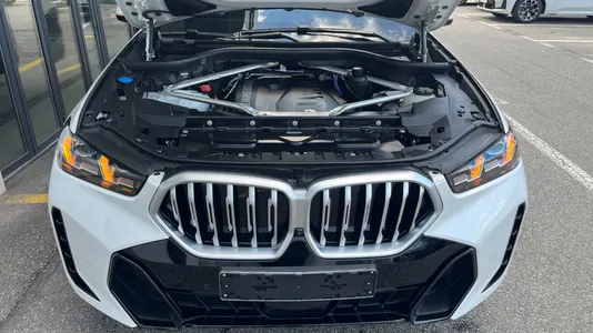 BMW X6 (G06) xDrive40i M 2024 6