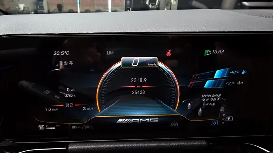 Mercedes-Benz GLA-Class H247 GLA45 AMG 4MATIC+ 2022 8