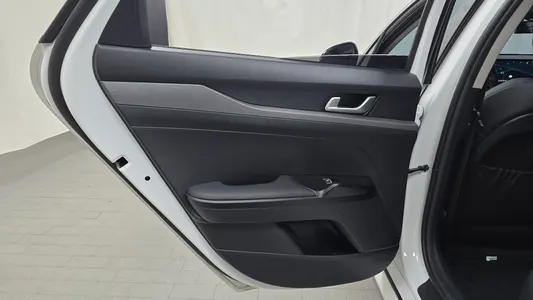 Kia K5 3 2.0 2025 25