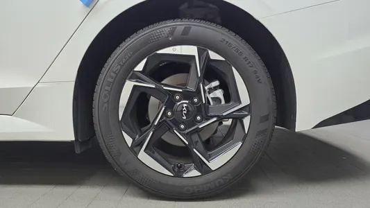 Kia K5 3 2.0 2025 21